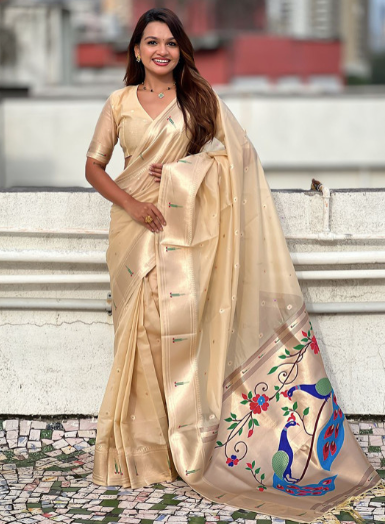 Floral Woven Organza Paithani Saree – Elegant Traditional Wear